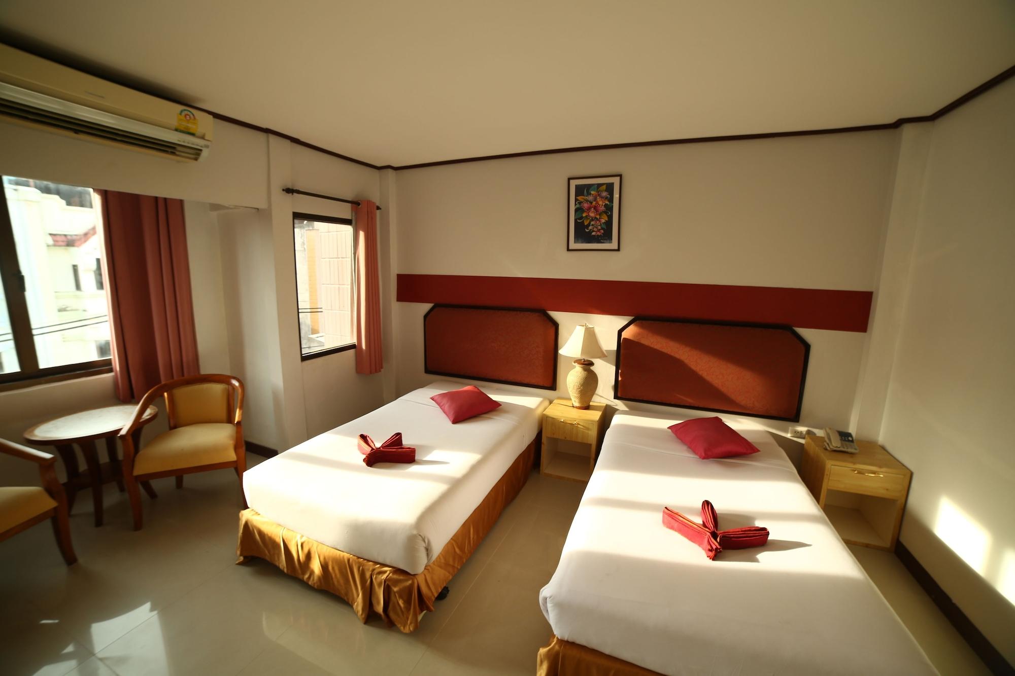 Pro Andaman Place Karon Exterior foto