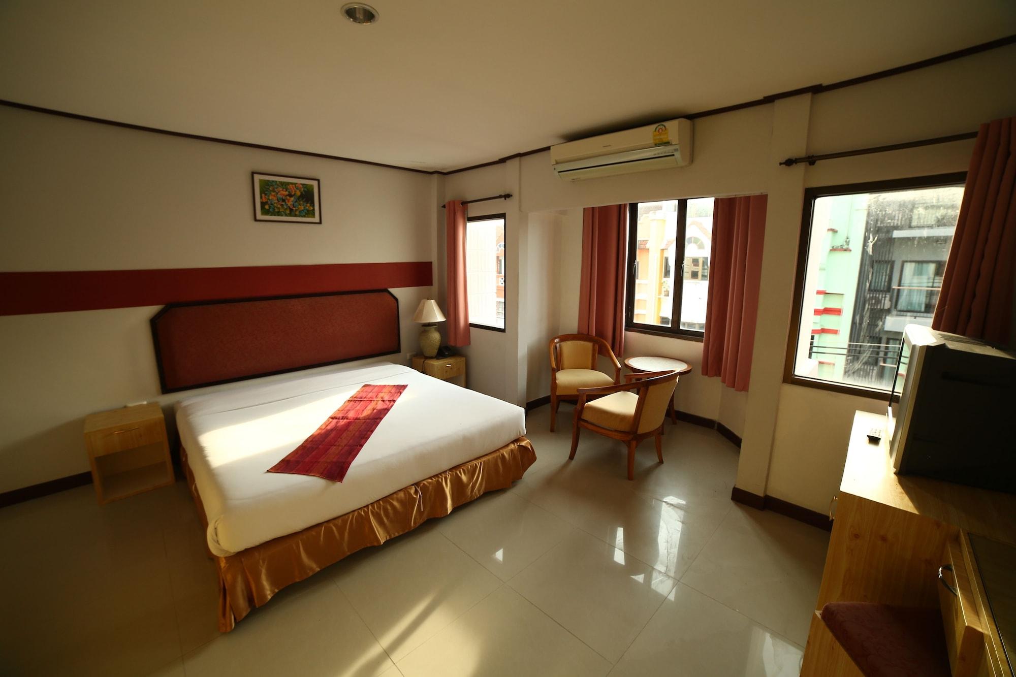 Pro Andaman Place Karon Exterior foto