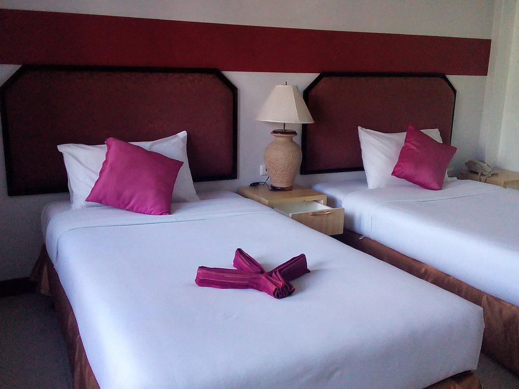 Pro Andaman Place Karon Habitación foto